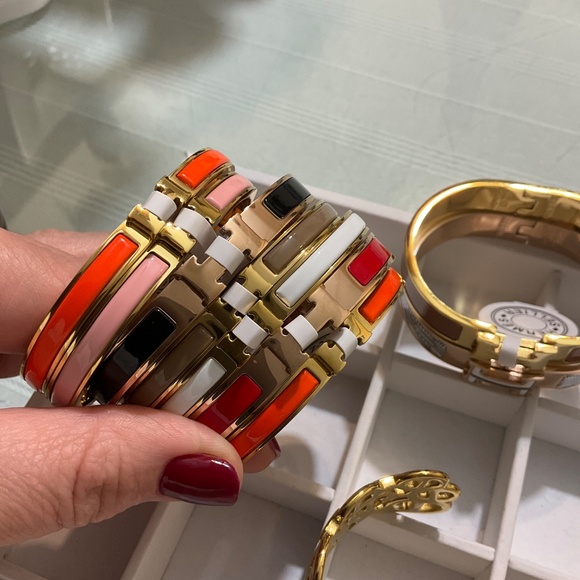 Bracelet and earrings - Picture 7 of 12